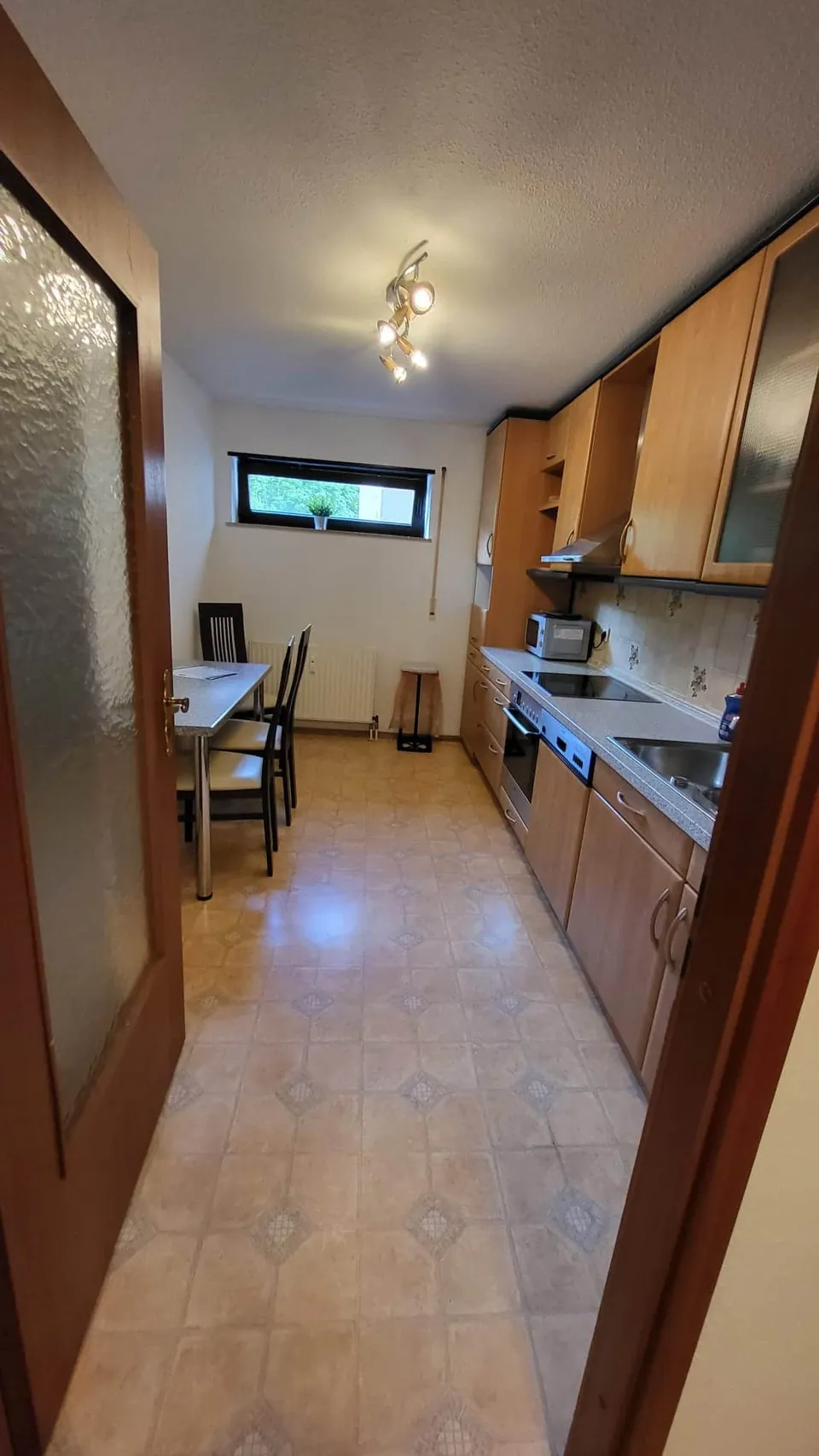 Bietigheim-Bissingen, Monteurapartment Bietigheim | Balkon, Ansicht 3