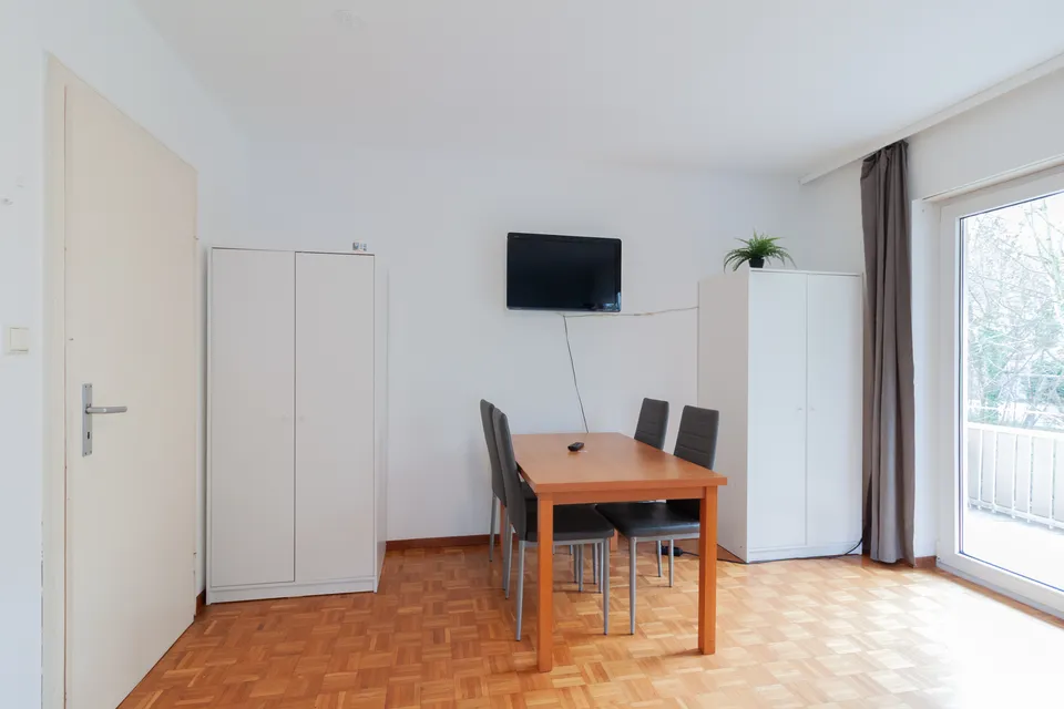 Ludwigsburg, Monteurapartment Ludwigsburg | Balkon, Ansicht 13
