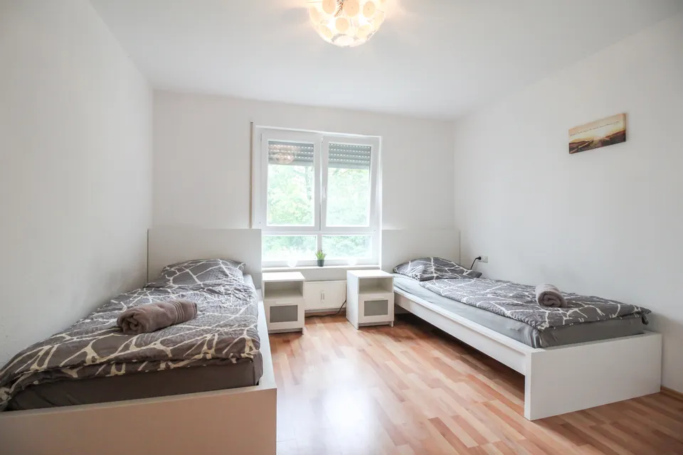 Neckarsulm, Monteurapartment Neckarsulm | Audi & Balkon, Ansicht 3