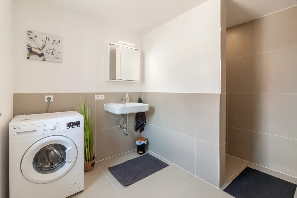 Beuren, Relax Apartment | Beuren Therme, Terrasse & Parkplatz, Ansicht 9