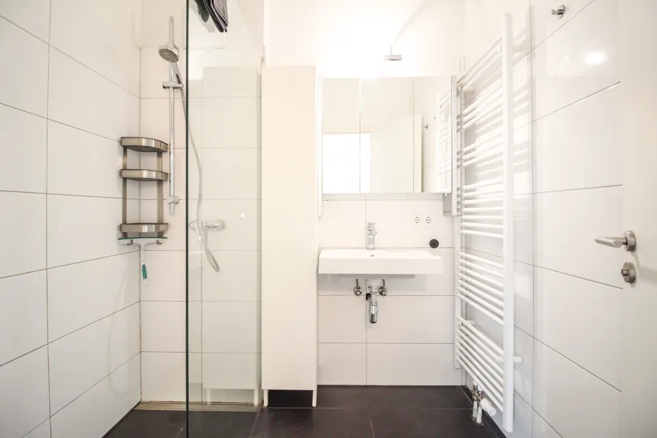 Göppingen, Sunny Apartment Göppingen | Balkon & Parkplatz, Ansicht 3